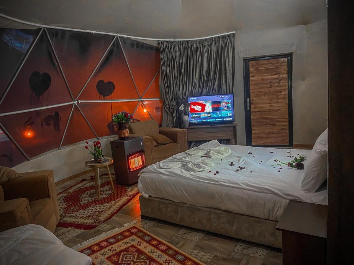 Rum Warm Bubble Camp Wadi Rum Exterior photo