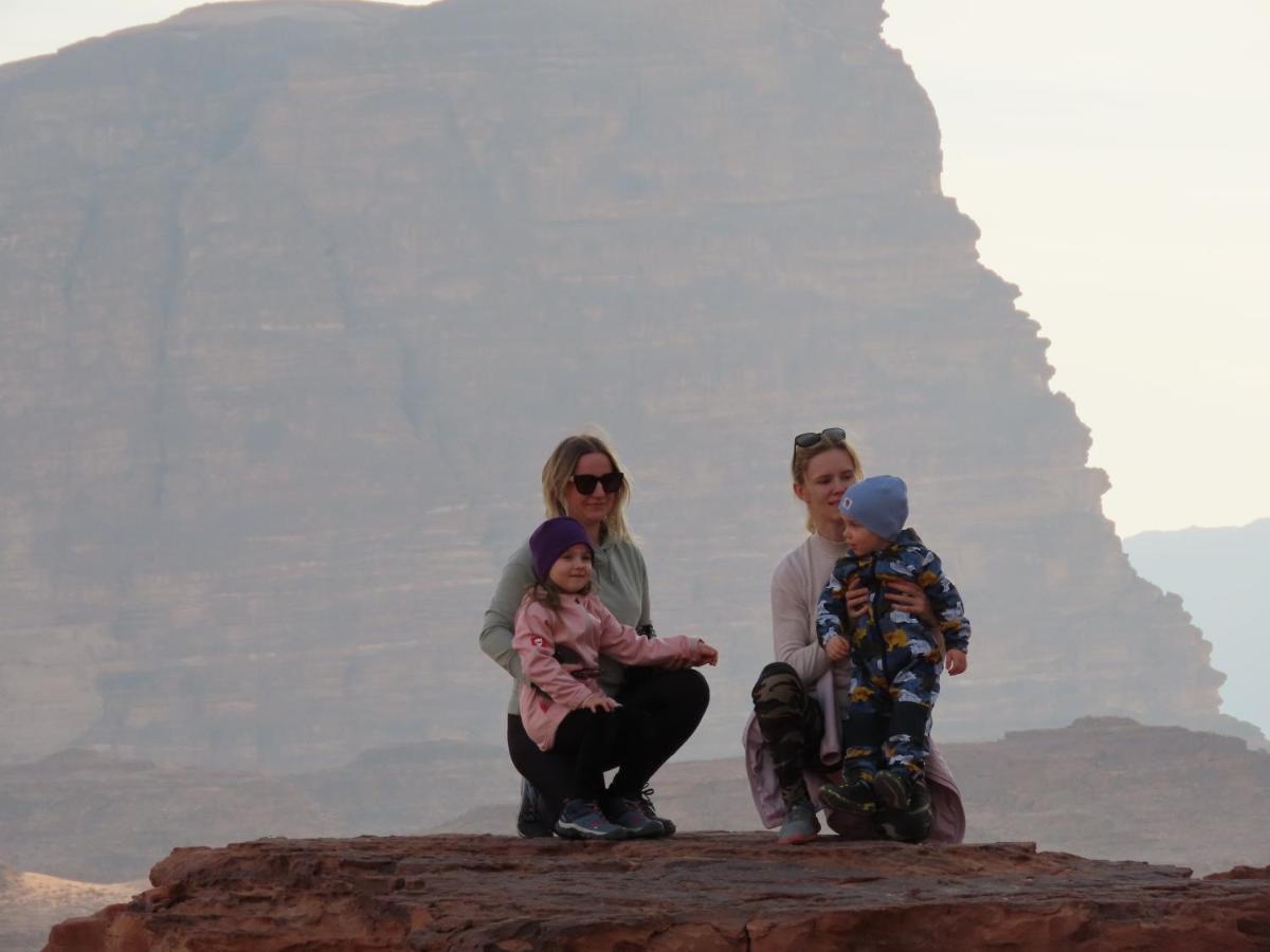 Rum Warm Bubble Camp Wadi Rum Exterior photo